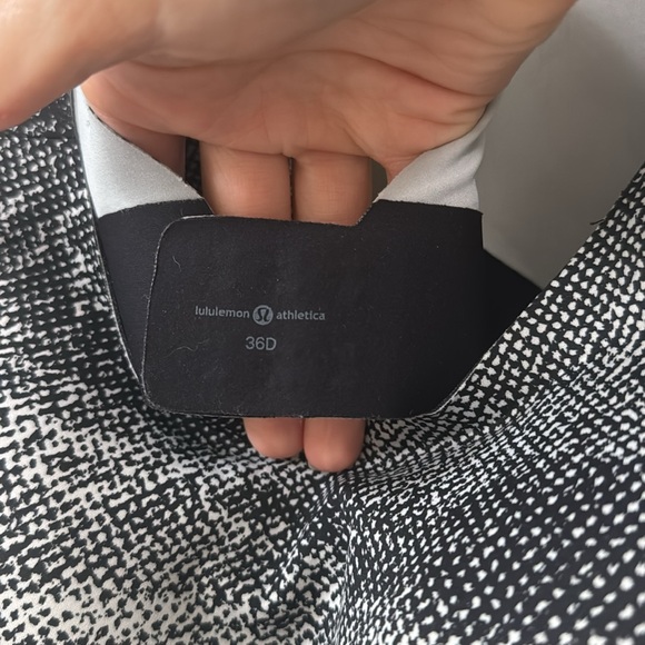 Lululemon Sports Bra - Picture 4 of 4